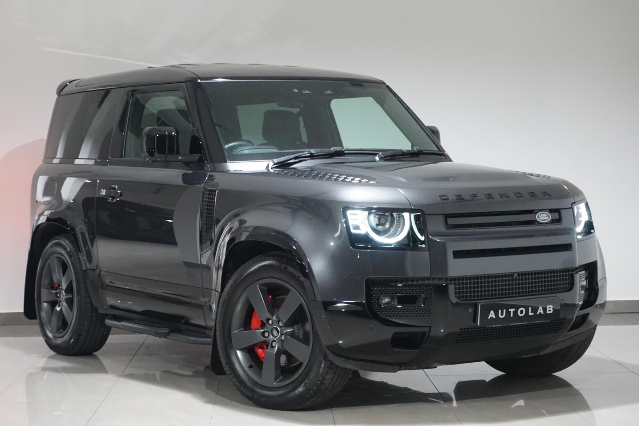 Land Rover Defender 90 3.0 D300 MHEV X-Dynamic HSE Hard Top SUV Auto 4WD SWB Euro 6 (s/s) 3dr